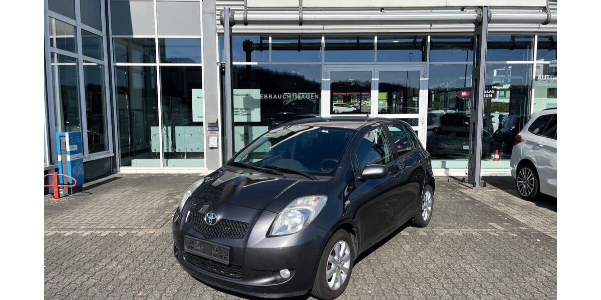 Toyota Yaris 178.000 km 3.333 &euro; Zweibrücken 66482