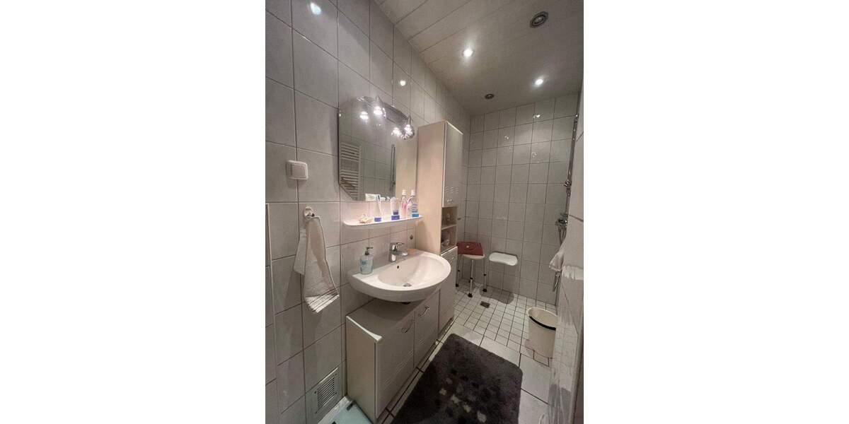 Einfamilienhaus Lebach - 6 Zimmer, 148 m&sup2;, 159.000&euro; | Angebot:25663147