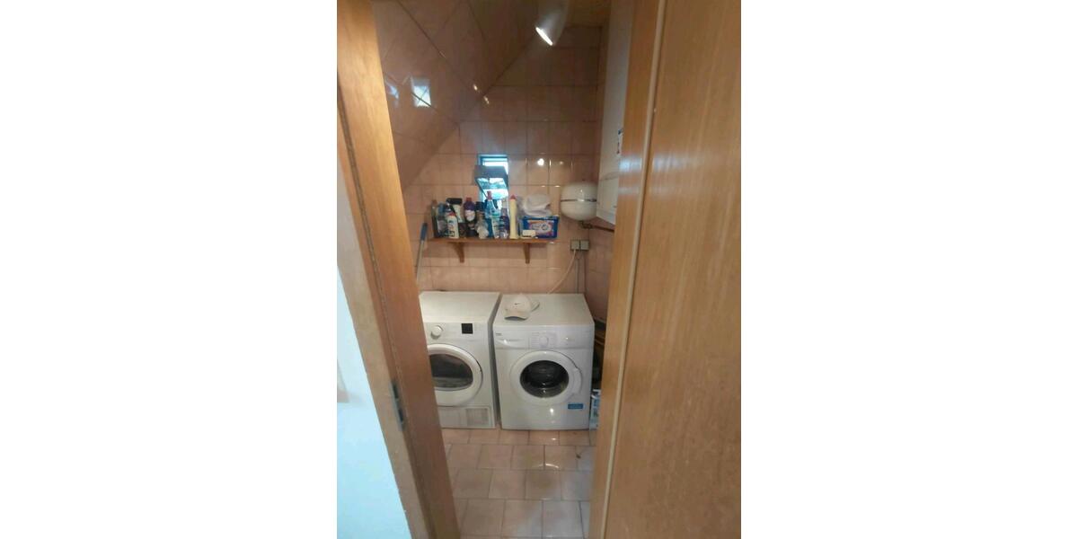 Dachgeschoßwohnung Zweibrücken - 4 Zimmer, 115 m&sup2;, 800&euro; | Angebot:25100954