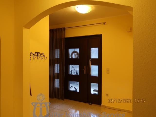 Repräsentative Landhaus-Villa in Toplage von Homburg - Einfamilienhaus Homburg | Angebot:9753058