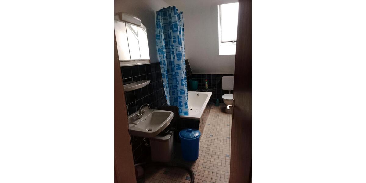 Dachgeschoßwohnung Homburg - 1 Zimmer, 30 m&sup2;, 390&euro; | Angebot:25744803