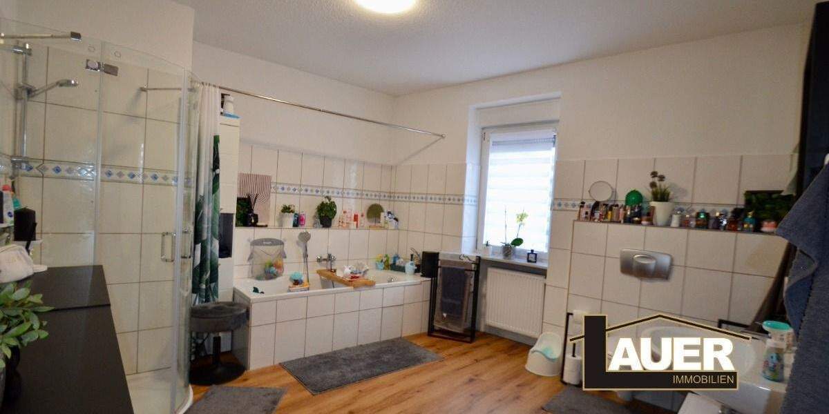 Einfamilienhaus Saarbrücken Altenkessel - 6 Zimmer, 144 m&sup2;, 245.000&euro; | Angebot:25729526