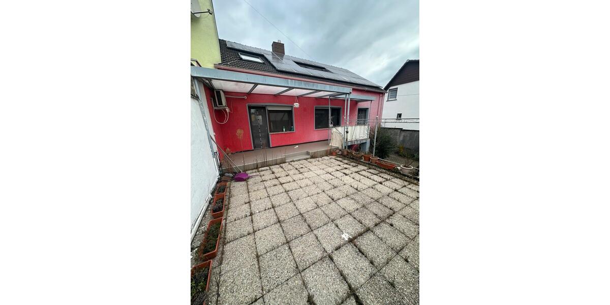 Reihenhaus Völklingen - 6 Zimmer, 150 m&sup2;, 249.000&euro; | Angebot:25390859