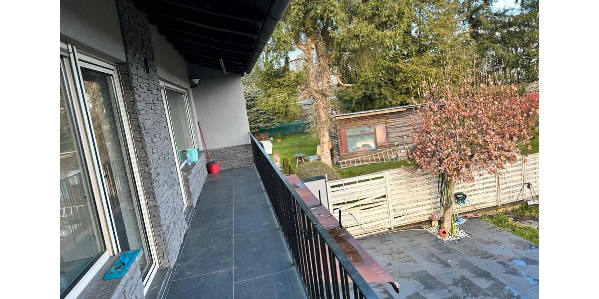 Etagenwohnung Neunkirchen Heinitz - 4 Zimmer, 118 m&sup2;, 600&euro; | Angebot:25787256
