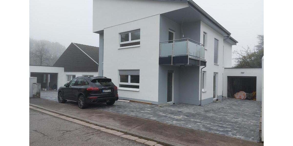 Einfamilienhaus Homburg - 8 Zimmer, 180 m&sup2;, 1.890&euro; | Angebot:26665565