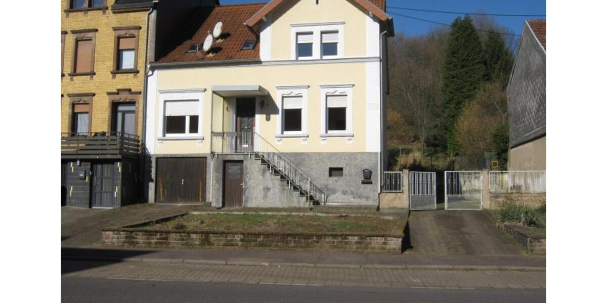 Einfamilienhaus Völklingen - 7 Zimmer, 178 m&sup2;, 218.000&euro; | Angebot:23684005