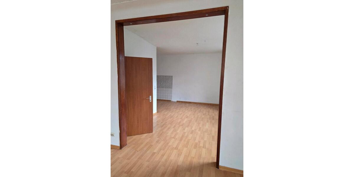 Etagenwohnung Eppelborn - 3.5 Zimmer, 110 m&sup2;, 670&euro; | Angebot:26549988