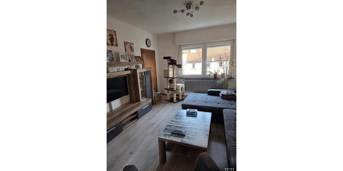 Etagenwohnung Neunkirchen - 5 Zimmer, 140 m&sup2;, 900&euro; | Angebot:26041230