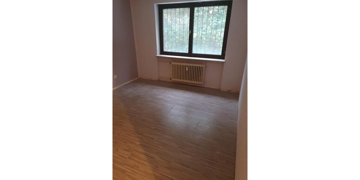 Erdgeschoßwohnung Saarbrücken St. Arnual - 3 Zimmer, 75 m&sup2;, 147.000&euro; | Angebot:25330053