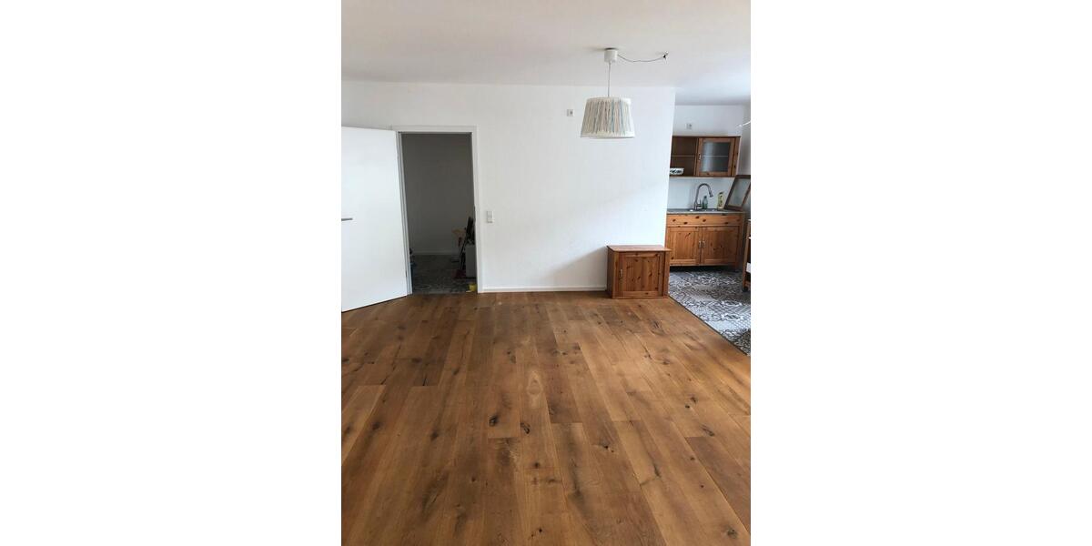 Etagenwohnung Saarbrücken Neue Bremm - 4 Zimmer, 84 m&sup2;, 199.000&euro; | Angebot:26749791