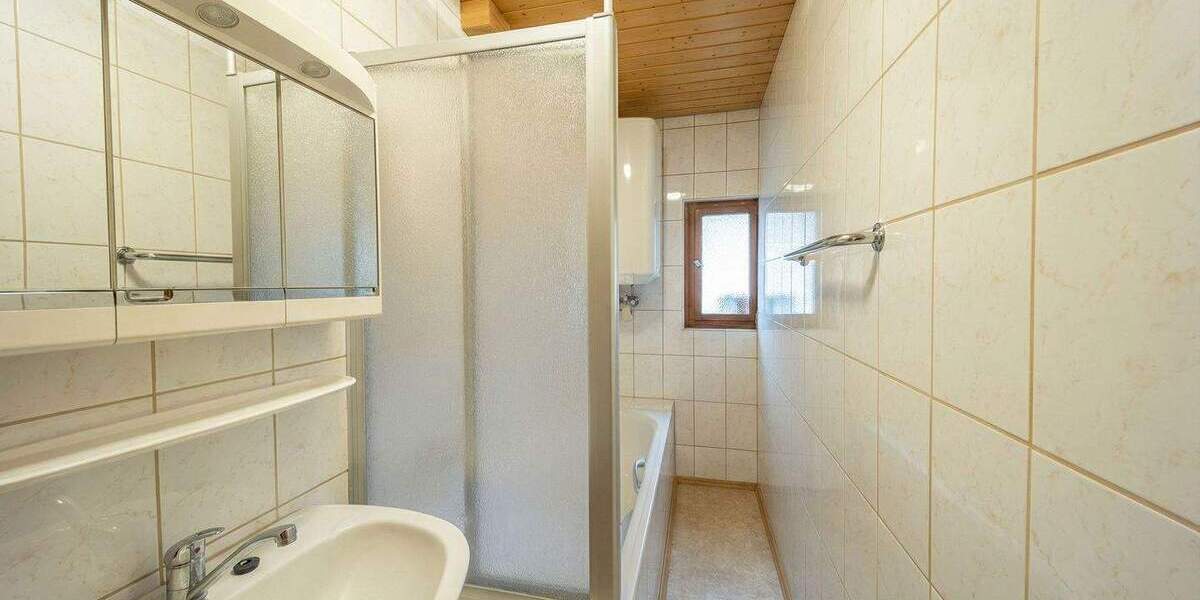 Einfamilienhaus Hornbach - 1 Zimmer, 290 m&sup2;, 160.000&euro; | Angebot:25691436