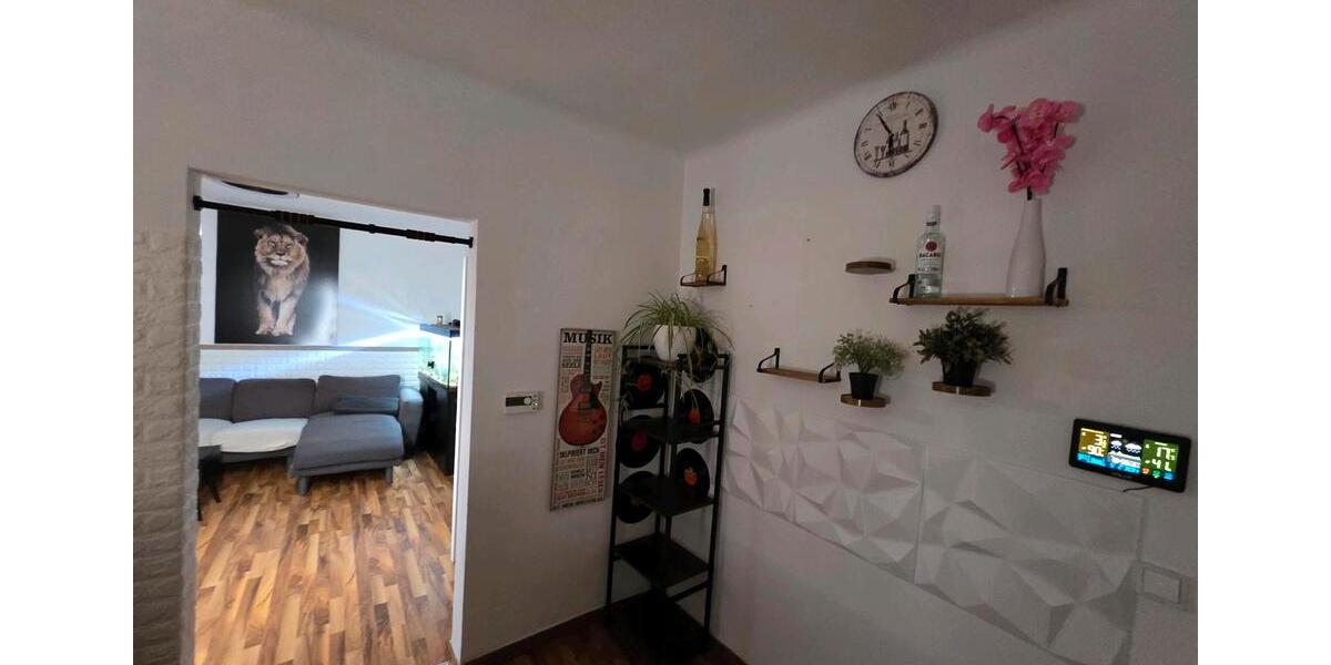 Einfamilienhaus Saarlouis - 4 Zimmer, 80 m&sup2;, 1.100&euro; | Angebot:25752863