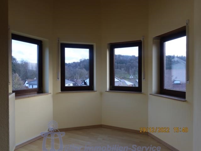 Repräsentative Landhaus-Villa in Toplage von Homburg - Einfamilienhaus Homburg | Angebot:9753058