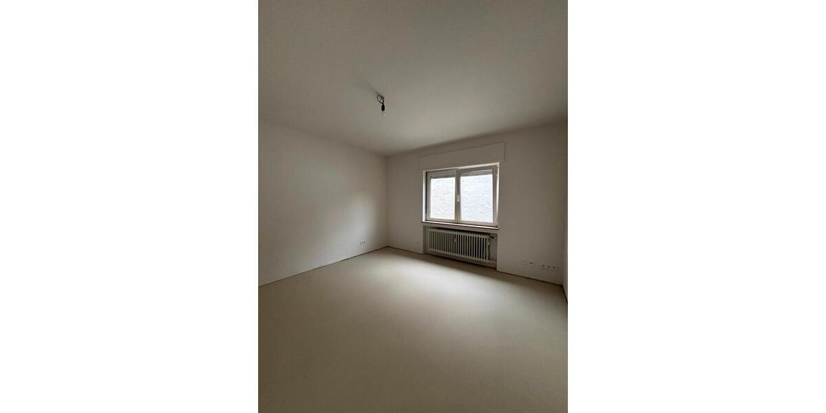 Etagenwohnung Saarbrücken Brebach-Fechingen - 3 Zimmer, 66 m&sup2;, 595&euro; | Angebot:25928263