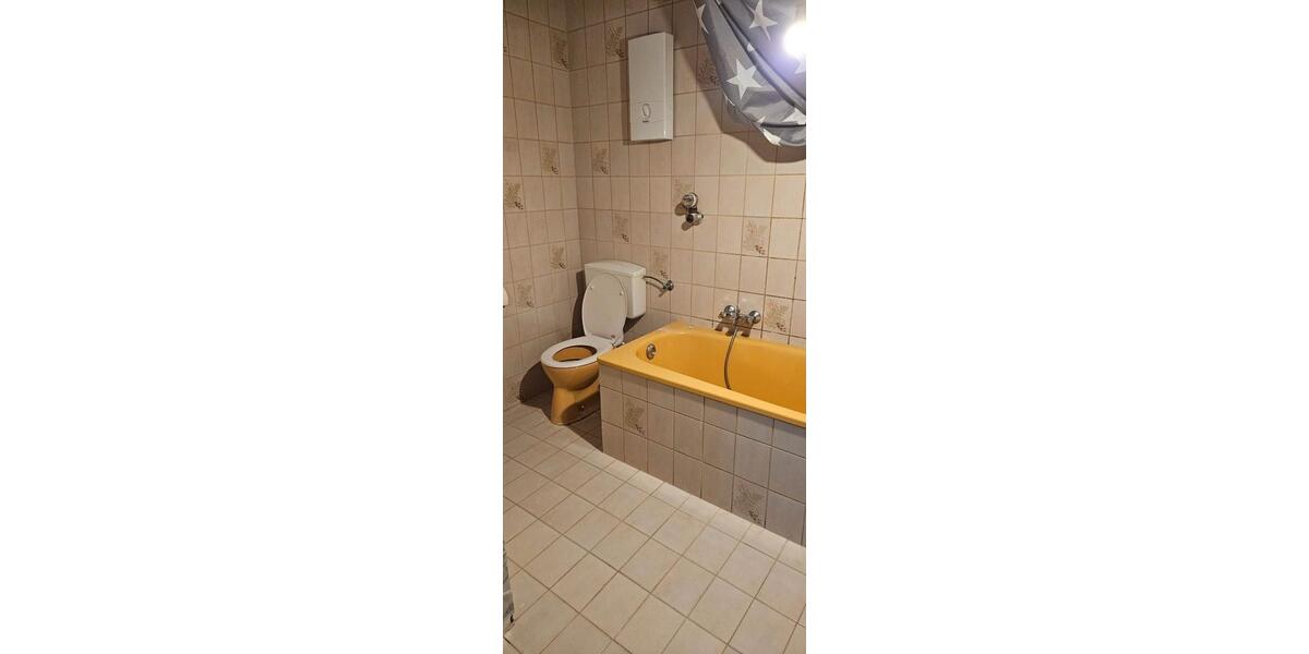 Etagenwohnung Neunkirchen Heinitz - 3 Zimmer, 92 m&sup2;, 650&euro; | Angebot:25883541