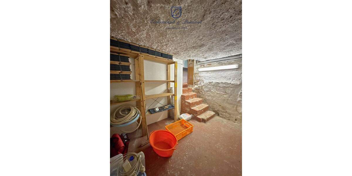 Etagenwohnung Saarbrücken / Am Homburg St Johann - 5 Zimmer, 102 m&sup2;, 209.000&euro; | Angebot:25697933