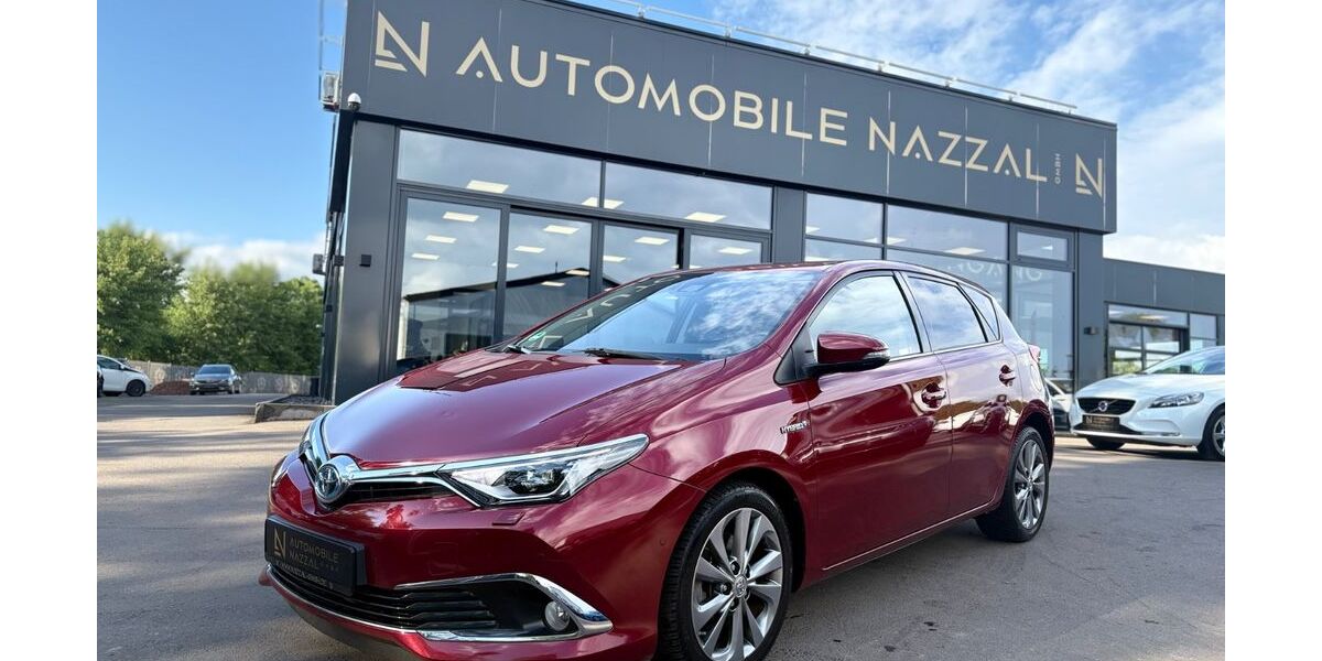 Toyota Auris 111.000 km 13.999 &euro; Saarlouis 66740