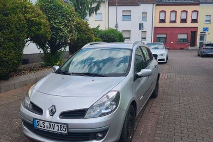 Renault Clio 136.550 km 2.399 &euro; Saarlouis 66740