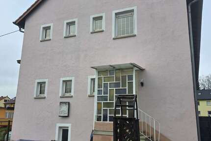 Haus Neunkirchen - 8 Zimmer, 195 m&sup2;, 259.000&euro; | Angebot:26738928