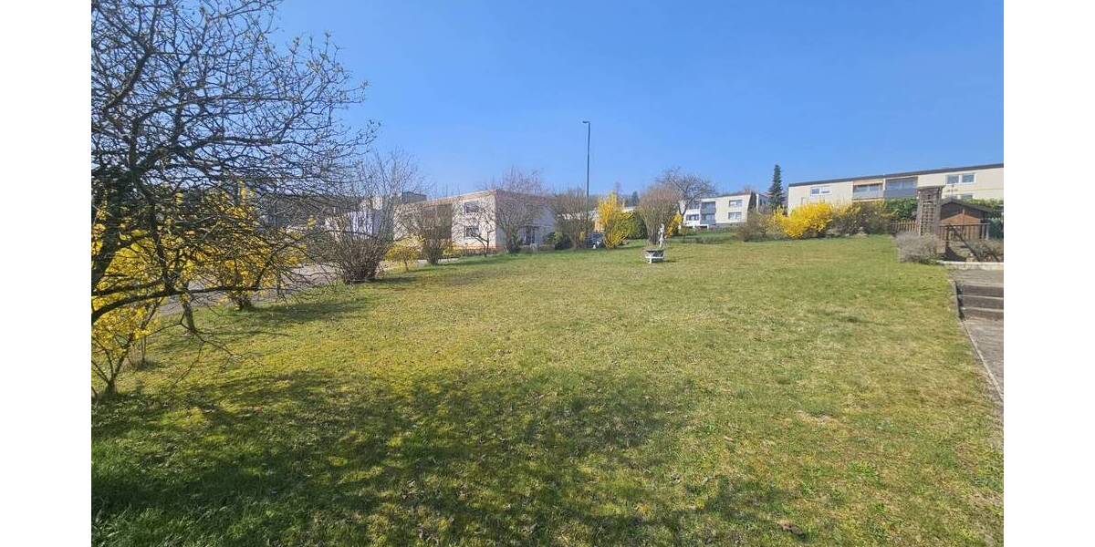 Mehrfamilienhaus, Wohnhaus Neunkirchen-Wellesweiler Wellesweiler - 8 Zimmer, 164 m&sup2;, 199.000&euro; | Angebot:26029540