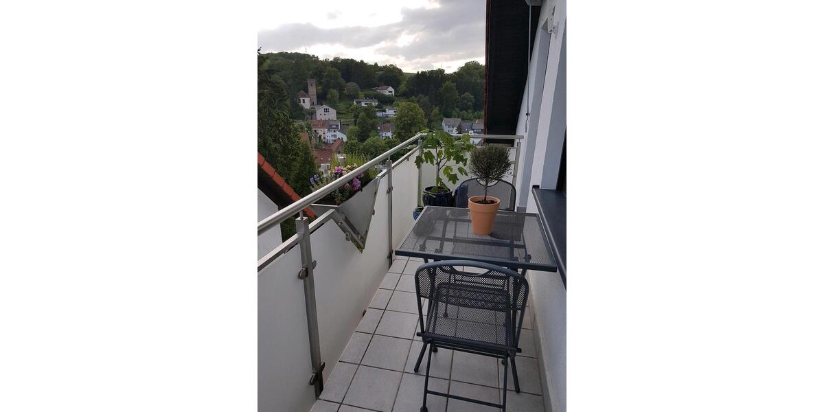 Dachgeschoßwohnung Saarbrücken Brebach-Fechingen - 4 Zimmer, 86 m&sup2;, 229.000&euro; | Angebot:26476052