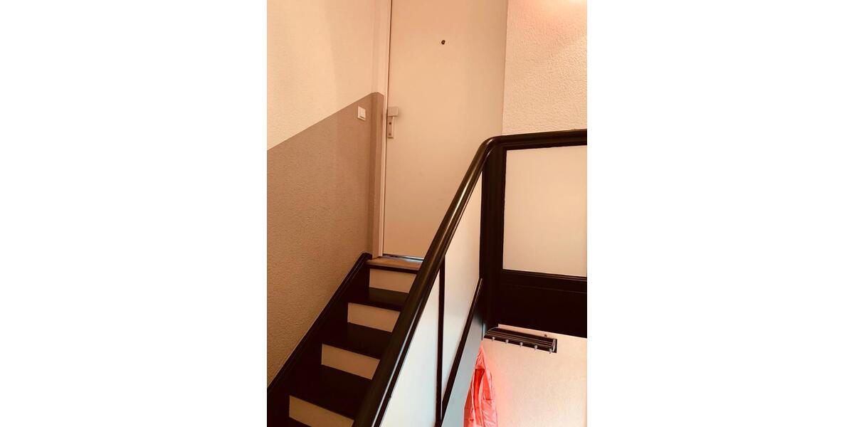 Dachgeschoßwohnung Homburg - 1 Zimmer, 67 m&sup2;, 650&euro; | Angebot:25944439