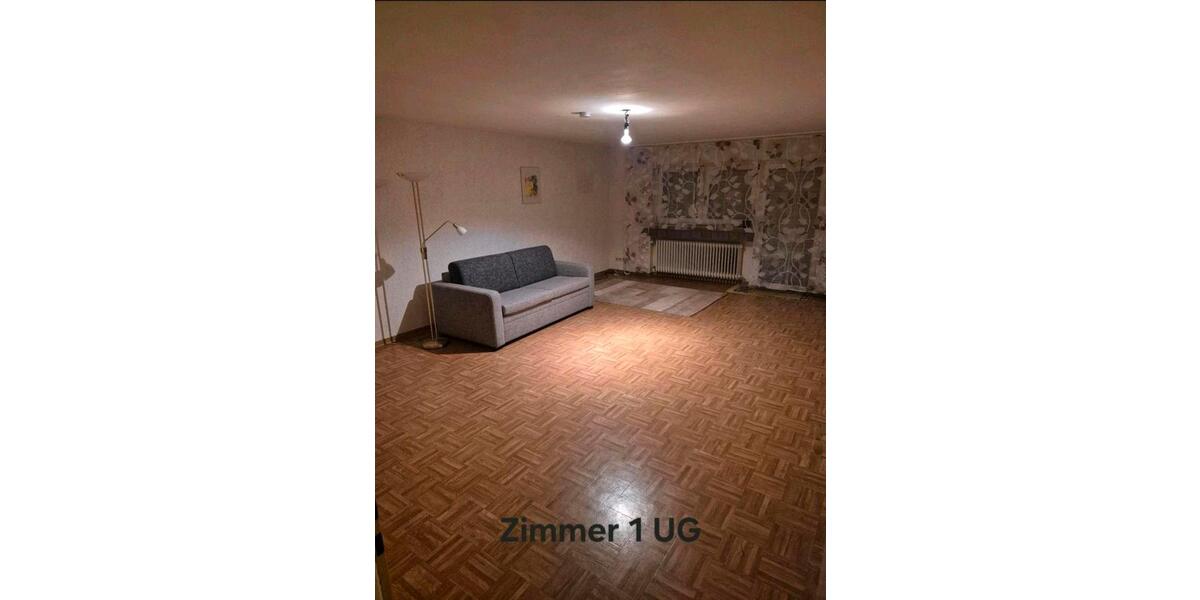 Einfamilienhaus Homburg - 7 Zimmer, 196 m&sup2;, 350.000&euro; | Angebot:24981735