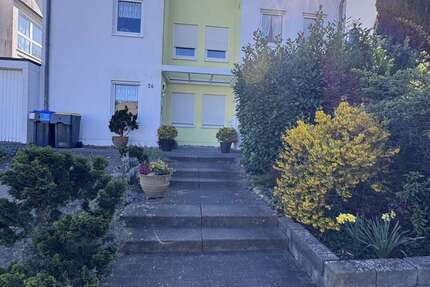 Haus Saarbrücken / Bübingen Bübingen - 8 Zimmer, 251 m&sup2;, 630.000&euro; | Angebot:23691148