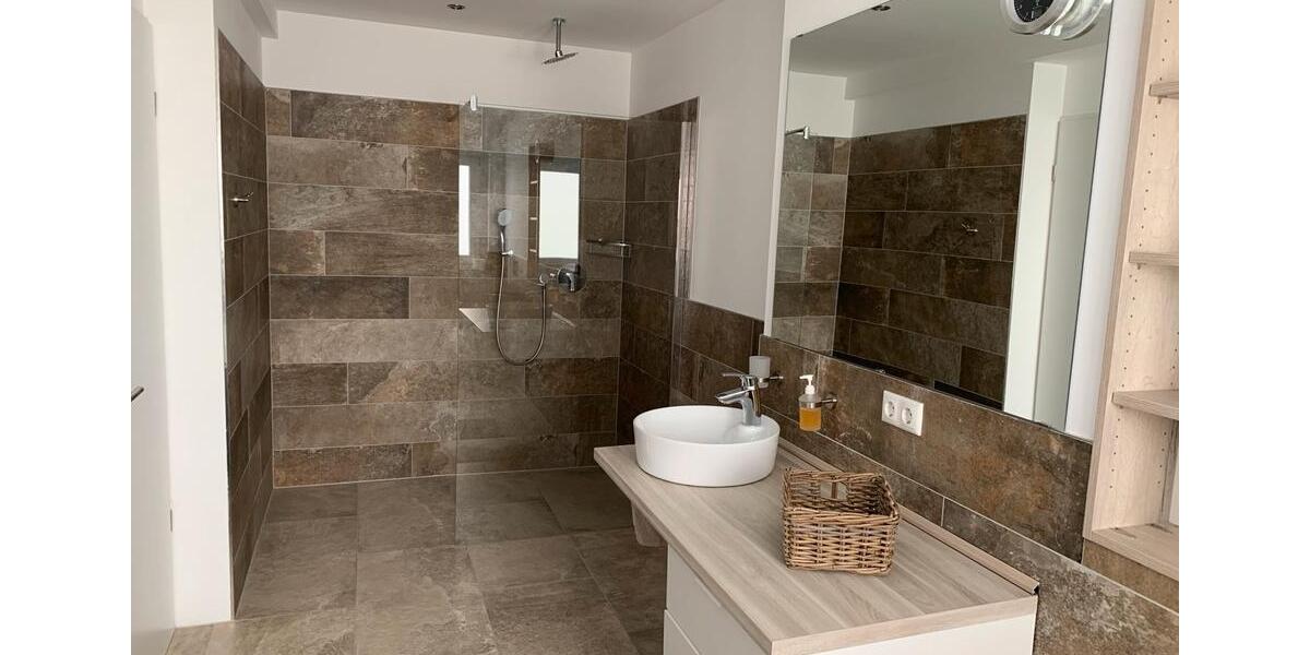 Etagenwohnung Saarbrücken - 3 Zimmer, 99 m&sup2;, 460.000&euro; | Angebot:26014502