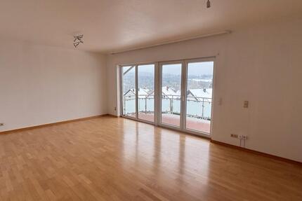 Wohnung Püttlingen - 2.5 Zimmer, 83 m&sup2;, 700&euro; | Angebot:26653363
