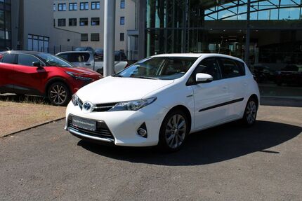 Toyota Auris 108.550 km 11.990 &euro; Saarbrücken 66113