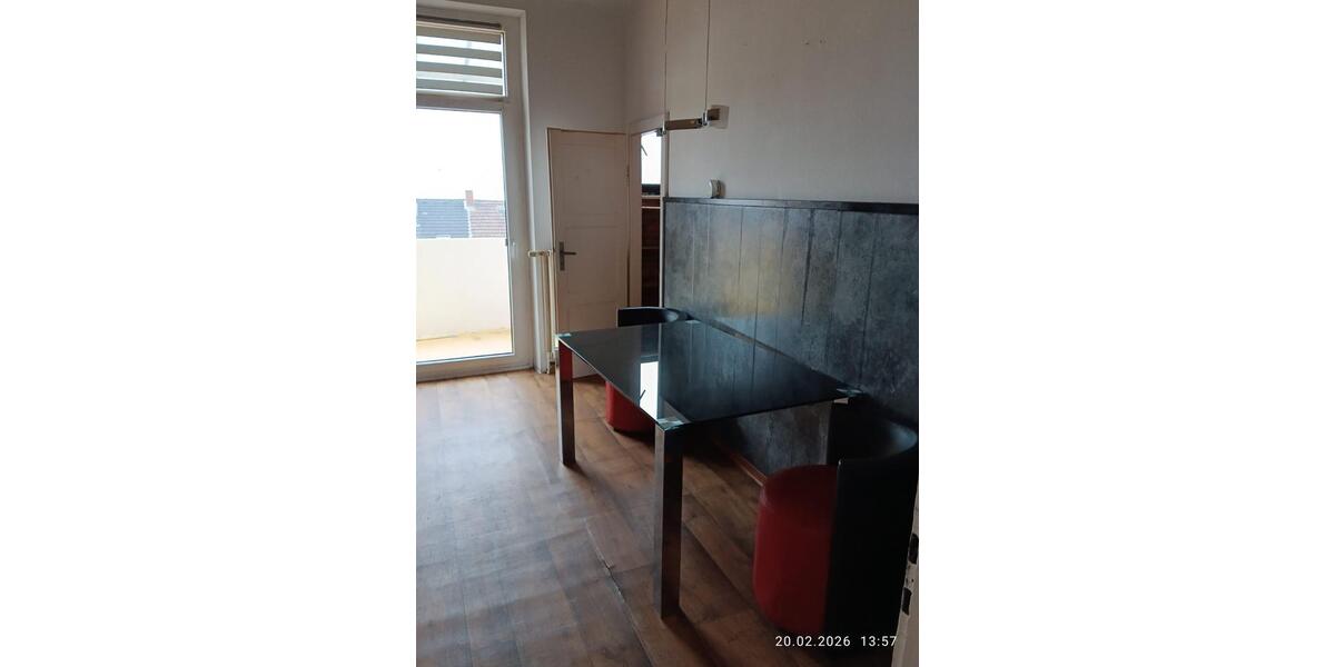 Etagenwohnung Saarbrücken Malstatt - 3 Zimmer, 95 m&sup2;, 500&euro; | Angebot:25756147