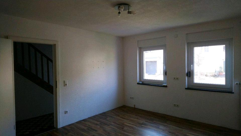 Einfamilienhaus Überherrn - 5 Zimmer, 127 m&sup2;, 222.000&euro; | Angebot:26200011