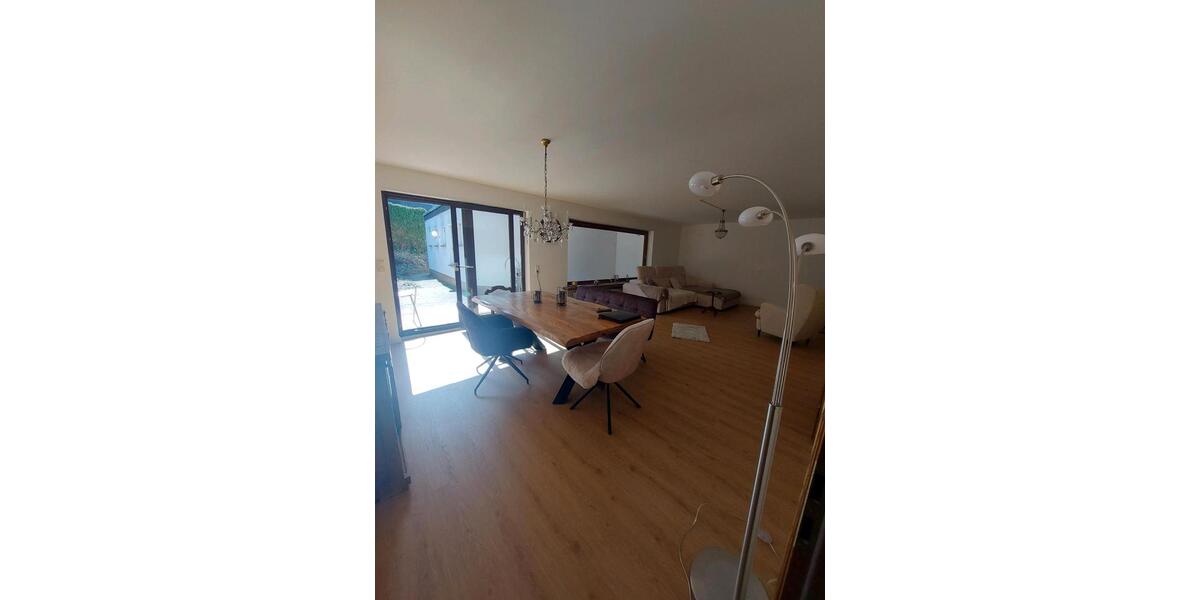 Etagenwohnung Marpingen - 4 Zimmer, 120 m&sup2;, 855&euro; | Angebot:25366208