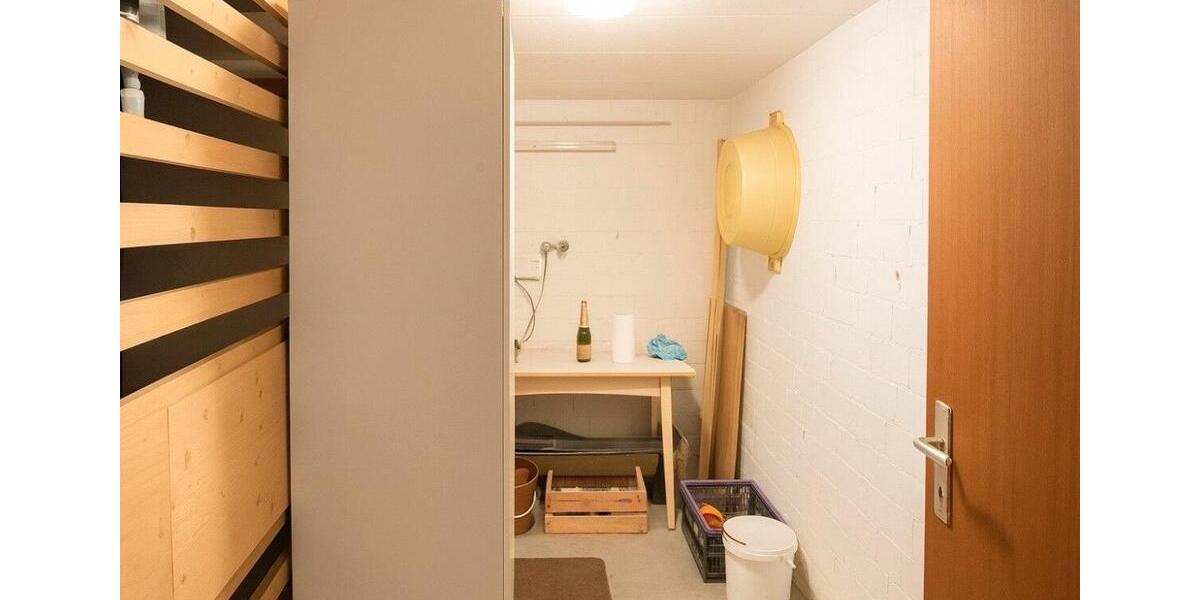 Etagenwohnung Völklingen - 3 Zimmer, 84 m&sup2;, 700&euro; | Angebot:25821374