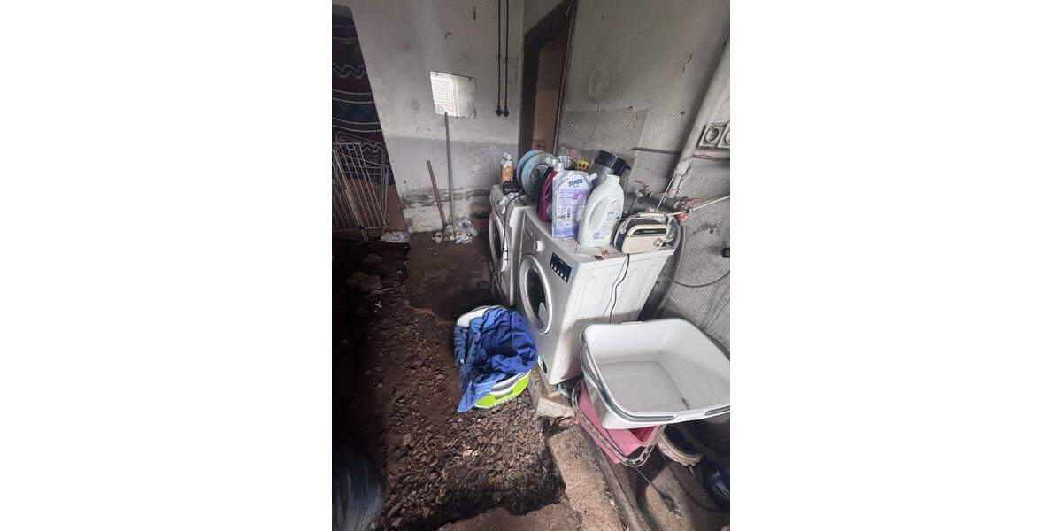 Einfamilienhaus Blieskastel - 6 Zimmer, 97 m&sup2;, 55.000&euro; | Angebot:25705118