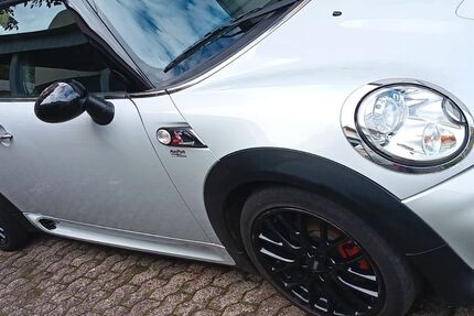 Mini Cooper SD Cabrio 192.296 km 6.750 &euro; Schiffweiler 66578