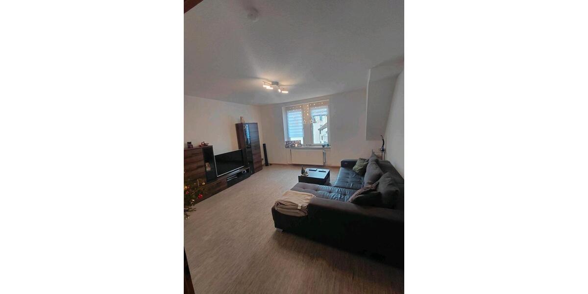 Dachgeschoßwohnung Zweibrücken - 4 Zimmer, 115 m&sup2;, 800&euro; | Angebot:25100954