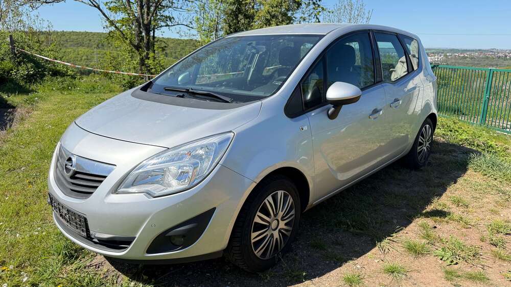 Opel Meriva 253.000 km 800 &euro; Bildstock 66299
