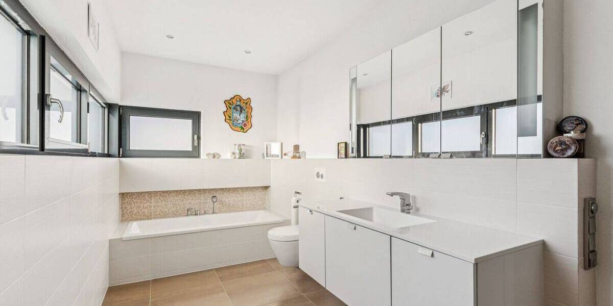 Mehrfamilienhaus, Wohnhaus Saarlouis / Picard Picard - 7 Zimmer, 266 m&sup2;, 795.000&euro; | Angebot:26036910