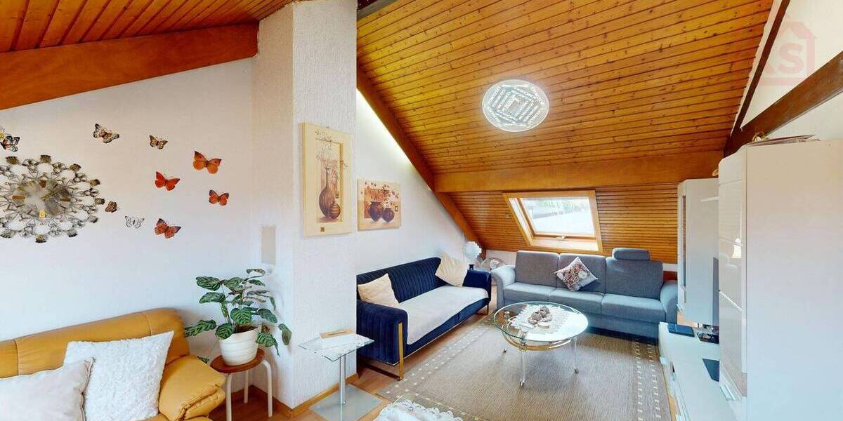 Reihenmittelhaus Saarlouis Roden - 9 Zimmer, 209 m&sup2;, 239.000&euro; | Angebot:26740496