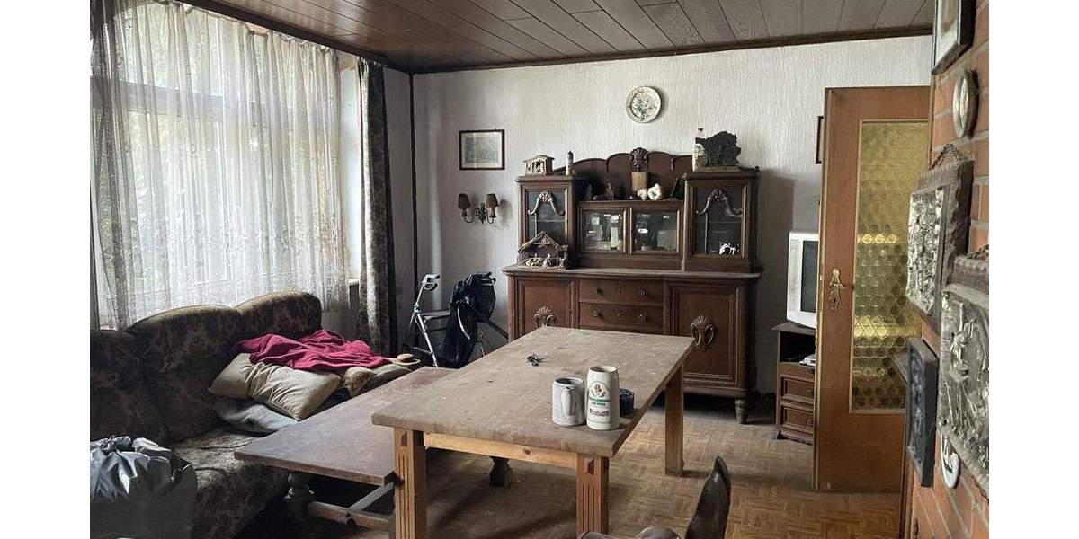 Doppelhaushälfte Neunkirchen Innenstadt - 5 Zimmer, 110 m&sup2;, 119.000&euro; | Angebot:25729710