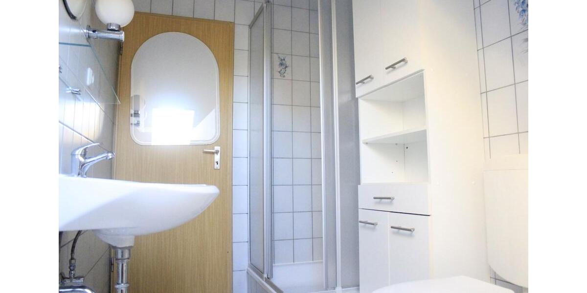Dachgeschoßwohnung Riegelsberg - 3 Zimmer, 100 m&sup2;, 650&euro; | Angebot:26688709