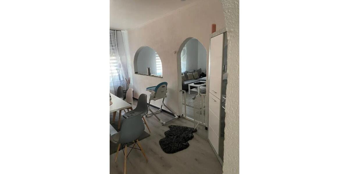 Erdgeschoßwohnung Neunkirchen - 4 Zimmer, 110 m&sup2;, 900&euro; | Angebot:25322321