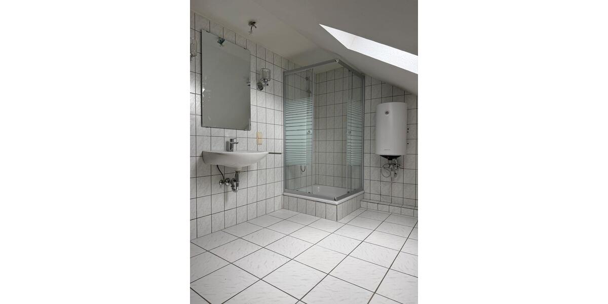 Dachgeschoßwohnung Wadgassen - 2 Zimmer, 75 m&sup2;, 650&euro; | Angebot:26664541