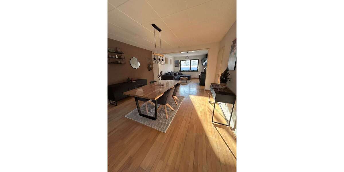 Einfamilienhaus Schwalbach - 5 Zimmer, 135 m&sup2;, 260.000&euro; | Angebot:23015248