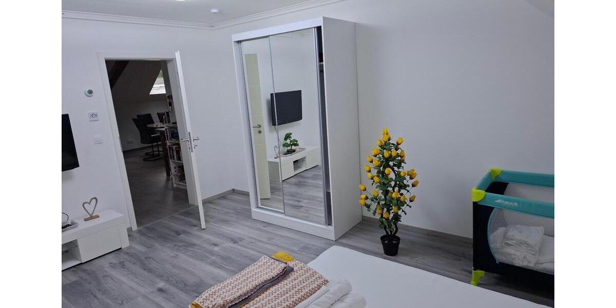 Dachgeschoßwohnung Bexbach - 4 Zimmer, 84 m&sup2;, 840&euro; | Angebot:25355013