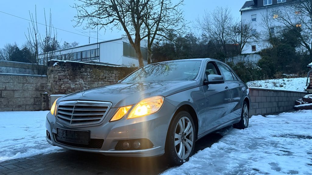 Mercedes-Benz E 220 208.300 km 6.500 &euro; Saarbrücken 66126