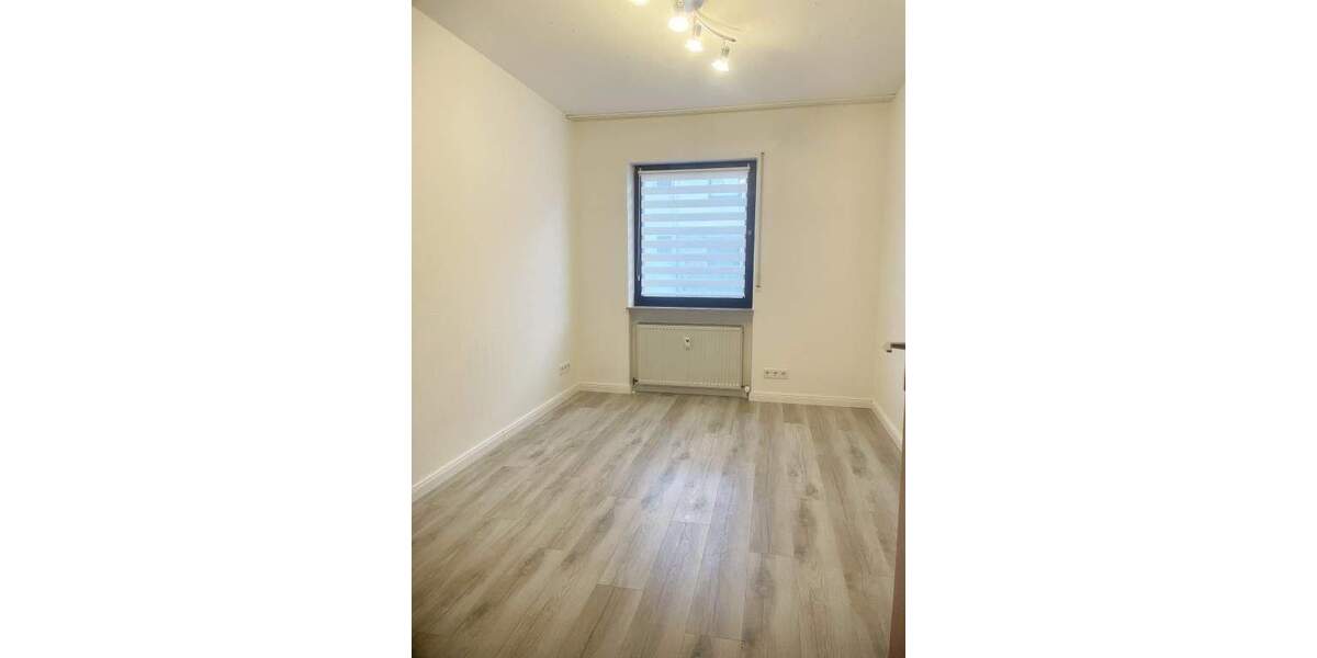 Etagenwohnung Riegelsberg - 3 Zimmer, 81 m&sup2;, 153.000&euro; | Angebot:25668588