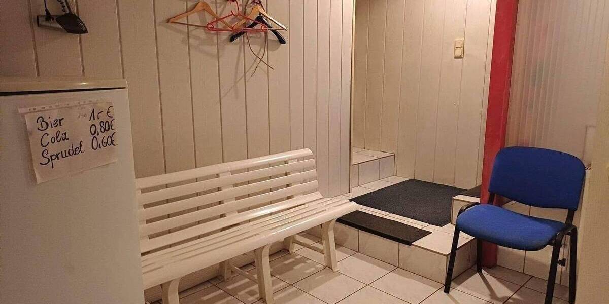 Mehrfamilienhaus, Wohnhaus Sankt Ingbert Rohrbach - 9 Zimmer, 280 m&sup2;, 249.000&euro; | Angebot:26797427
